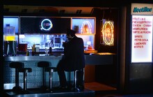 ロベール・ルパージュ「887」より。（Photos by Érick Labbé）