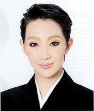 紅ゆずる(c)宝塚歌劇団