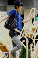 ブロードウェイミュージカル「キンキーブーツ」公開稽古より。