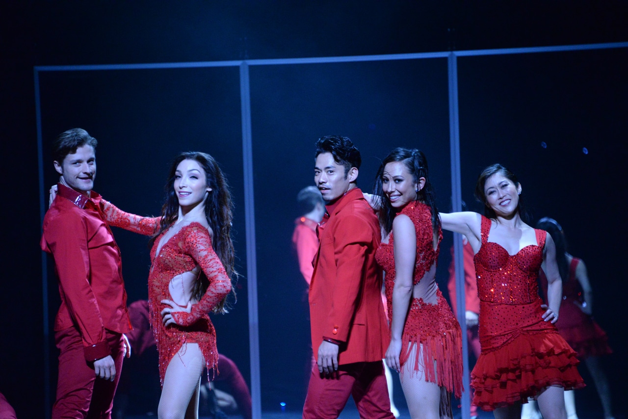 「LOVE ON THE FLOOR」より。