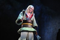 寿里演じる千利休。