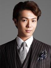 平方元基演じるヴィットリオ・ヴィダル。（Photo by LESLIE KEE）