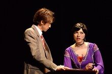 左から、相葉裕樹演じるニック・キャラウェイ、大湖せしる演じるジョーダン・ベイカー。