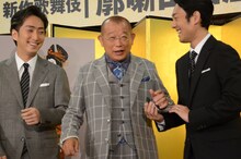 「八月納涼歌舞伎」製作発表記者会見より。左から中村七之助、笑福亭鶴瓶、中村勘九郎。