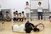 サリngROCKによるワークショップの様子。