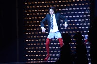 ブロードウェイミュージカル「キンキーブーツ」公開ゲネプロより。小池徹平演じるチャーリー。