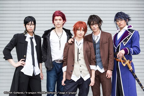 左から荒牧慶彦、和田雅成、植田圭輔、安西慎太郎、土井一海。