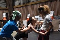 せたがやこどもプロジェクト2016「音楽劇『兵士の物語』」稽古の様子。