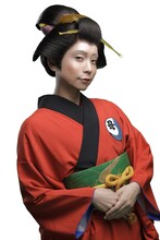 中山義紘演じる母上。