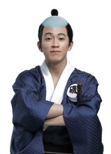 井上拓哉演じる磯部磯兵衛。