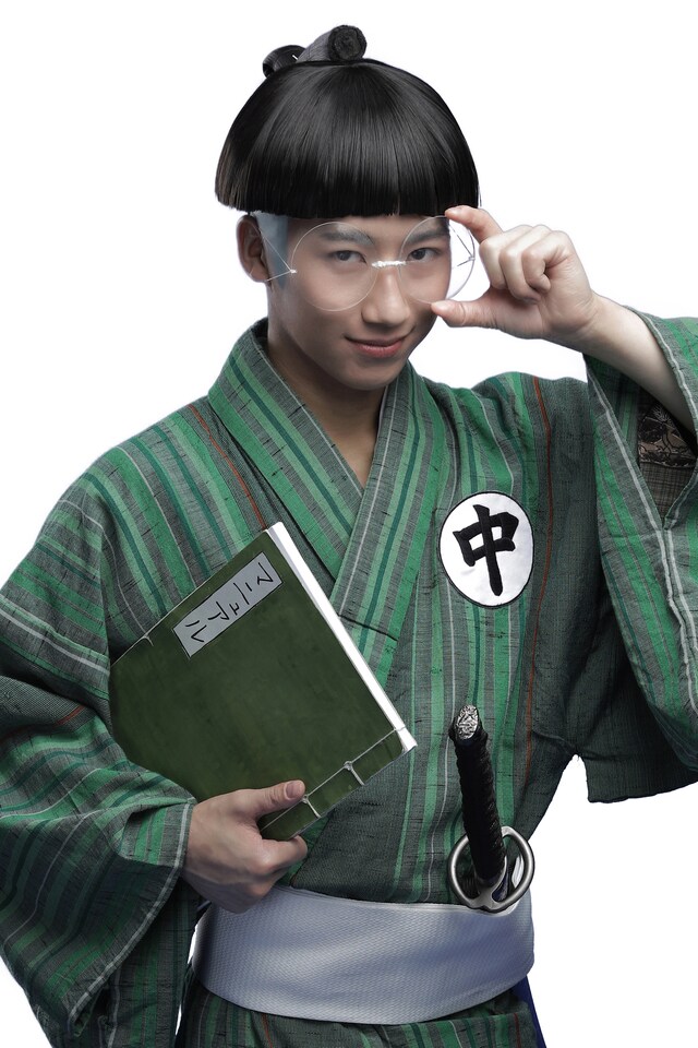 納谷健演じる中島襄。