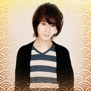 鈴彦姫を演じる大平峻也。