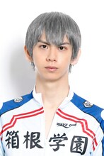 秋元龍太朗演じる黒田雪成。