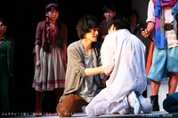 エムキチビート 第十三廻公演「アイ ワズ ライト」ゲネプロの様子。