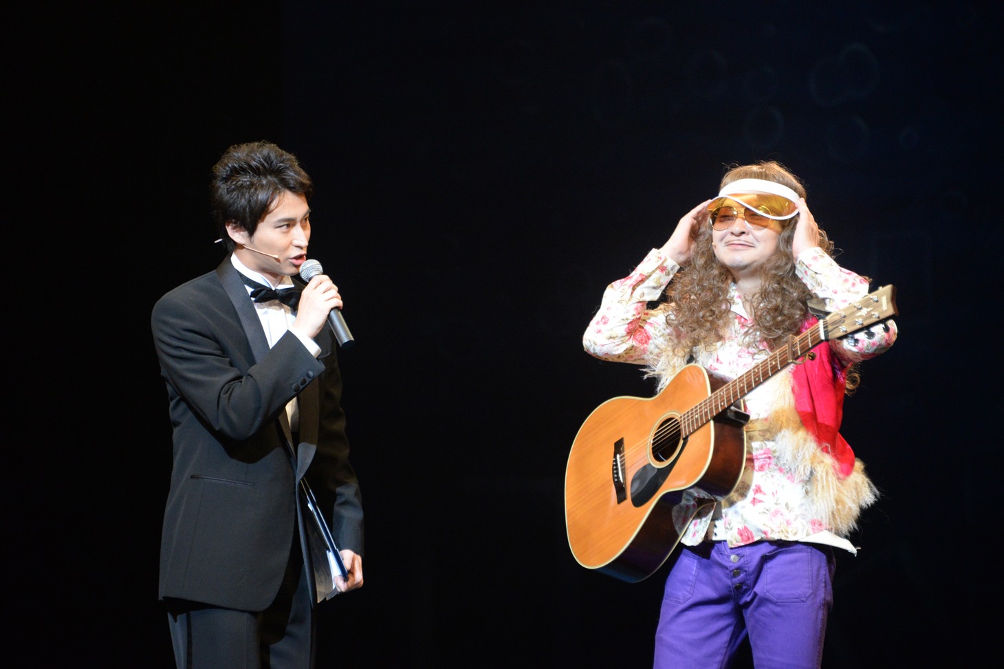 「浦島太郎トリビュート・コンサート 鯛やヒラメの舞い踊りSHOW」の様子。