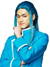 眞嶋秀斗演じる青い森鉄道。