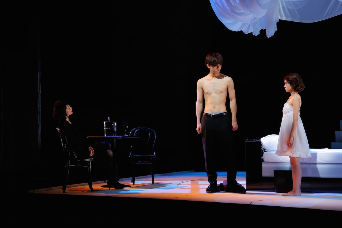 R 15指定の三浦大輔演出 娼年 松坂桃李 舞台界に残る作品になる ステージナタリー