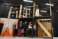 舞台「ガラスの仮面」公開稽古の様子。