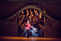 「ミュージカル李香蘭」より。