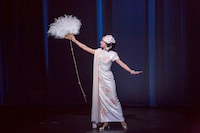 「ミュージカル李香蘭」より。