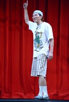 「家族の基礎～大道寺家の人々～」より、10歳の尚親を演じる松重豊。