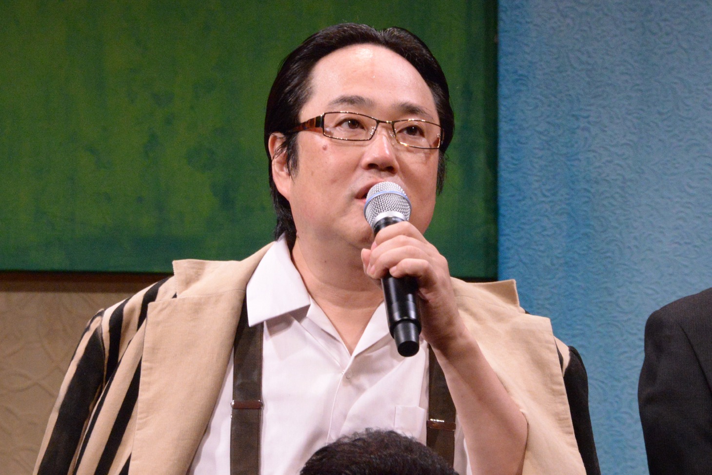 六角精児