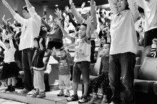 過去に行われた「コンドルズの遊育計画」の様子。