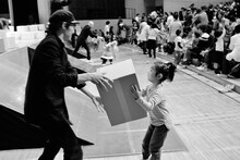 過去に行われた「コンドルズの遊育計画」の様子。