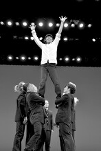 過去に行われた「コンドルズの遊育計画」の様子。