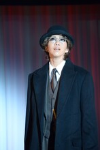 「ザ・ミュージカル『グランドホテル』」パフォーマンスより、美弥るりか演じるオットー・クリンゲライン。