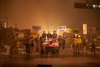 「マハゴニー市の興亡」より。