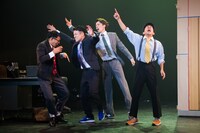 s**t kingz「Wonderful Clunker -素晴らしきポンコツ-」より。(c)Tadamasa Iguchi