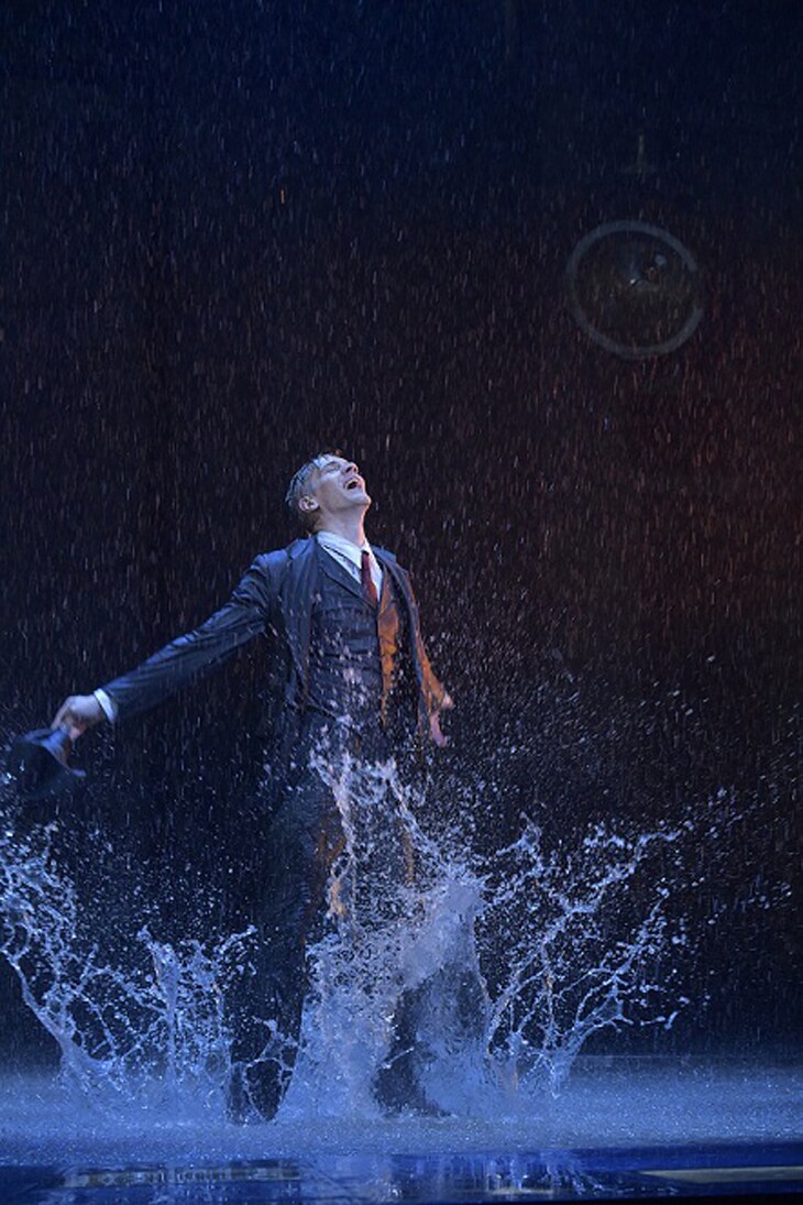 アダム・クーパーが“SINGIN' IN THE RAIN”、「雨に唄えば」再び