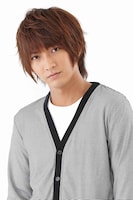 宗三左文字を演じる佐々木喜英。