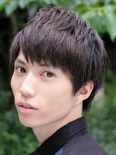 守沢千秋を演じる佐伯亮