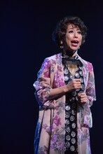 ブロードウェイミュージカル「スウィート・チャリティ」より、原田薫演じるニッキー。