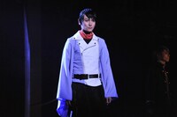 佐藤永典演じる羽生凌明。