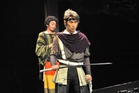 鷲尾昇演じるシスイ。