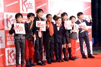ブロードウェイ・ミュージカル「キンキーブーツ」来日版より、初日レッドカーペットの様子。