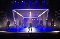 “チーム露”が出演した「露出狂」より。（撮影：御堂義乗）