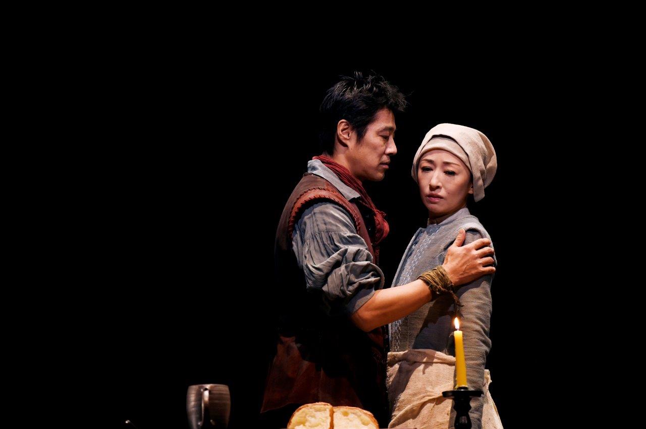 魔女裁判描く「るつぼ」が本日開幕、堤真一「人間の愚かさや欲望見せたい」