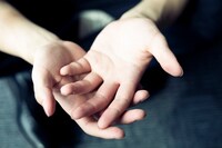 「舞台男子」第7回の撮影に臨んだ佐藤流司。（撮影：江藤はんな）