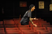 菅原永二演じるサム。