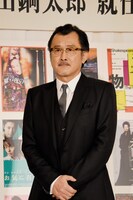 吉田鋼太郎