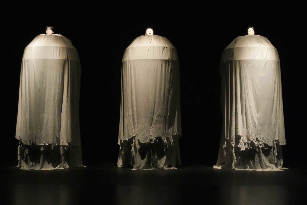 閉じ込められた人描く、双身機関「出口なし／芝居」2月東京にて