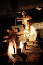 地点「桜の園」より。