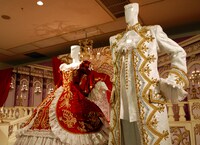 衣装展示（イメージ）