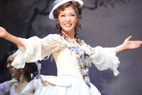 ミュージカル「スカーレット・ピンパーネル」ゲネプロより。安蘭けい。