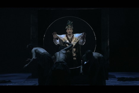 BSフジサンデースペシャル「野村萬斎×シェイクスピア ～密着・50歳にして挑む新たな『マクベス』」より。(c)BSフジ