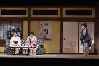 「三婆」公開舞台稽古の様子。